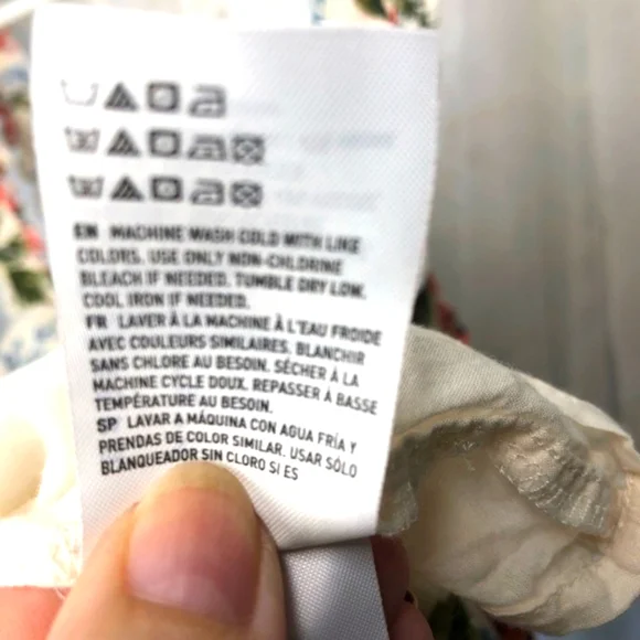 *3 FOR $20* AMERICAN EAGLE OUTFITTERS s size small cream floral halter crop top - Picture 10 of 11